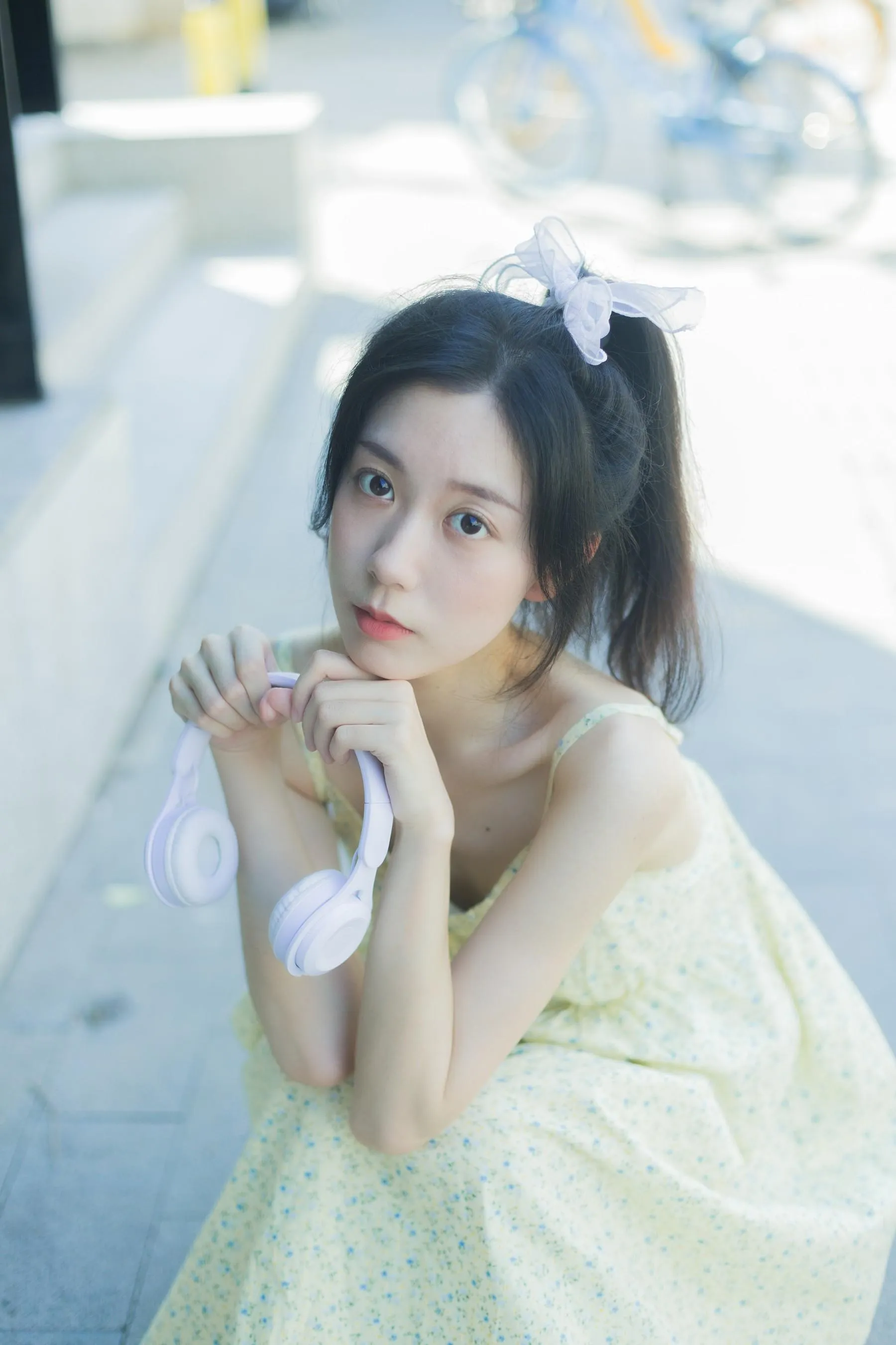 [YITUYU艺图语]2022.08.18 夏日凌霄 饲猫少女- [33P]插图5